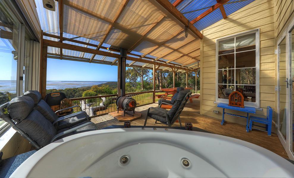 Island View Spa Cottage Smithton Eksteriør billede